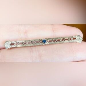 10K Sapphire art nouveau style vintage filigree blue solid gold bar pin brooch﻿